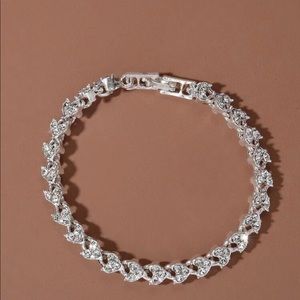 BRAND NEW Rhinestone Link Bracelet